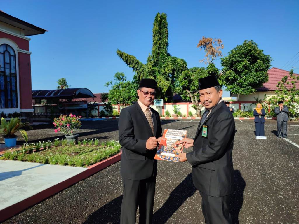190822 HUT MA RI ke77 2