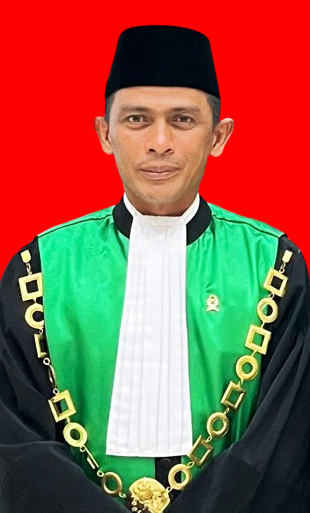 Ketua Bakhtiar merah